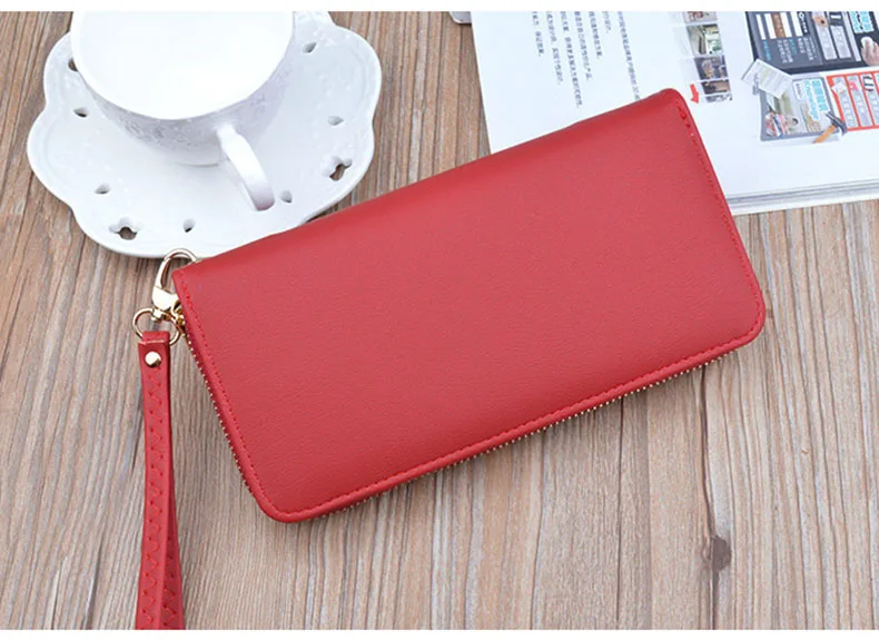 Leather women's wallet New cute Love color hollow large capacity Purses women Solid color purses Long Love zipper female wallet