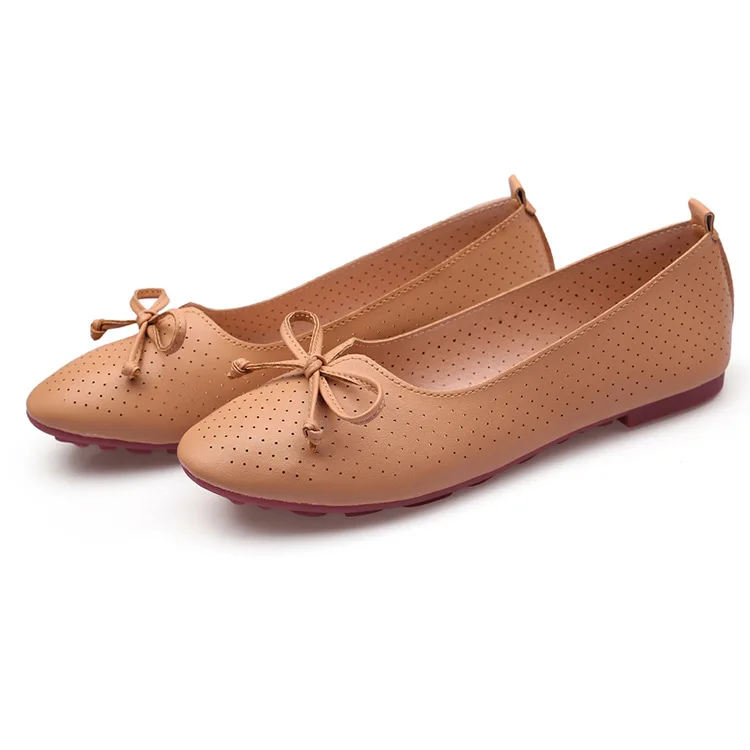 

34~43 Plus Size Summer Breathable Hole Shoes Womens Leather Moccasins Single Shoes Ladies Slip On Loafers Woman Ballet Flats