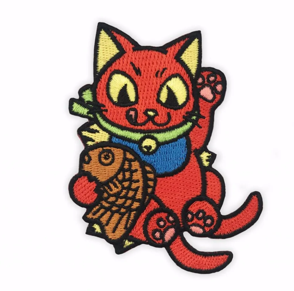 

Custom Embroidery Patch Lucky Cat Maneki Neko Good Fortune Chinese Iron On for clothing Applique cudtomzied with your own logo