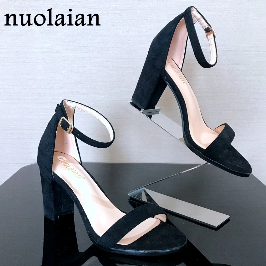 zapatos para el trabajo