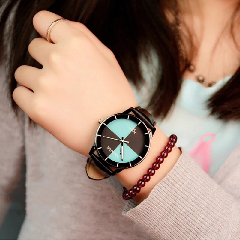 

Fashion Woman Watches 2019 Leather Casual Retro Ladies Quartz Clock Designer Watches For Women Creative Wristwatch reloj mujer