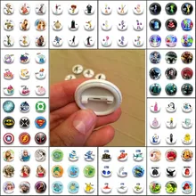 DHL, 900 шт смешанные Горячие Мультяшные значки на кнопках 30 мм круглый значок обувь, сумки, украшение для детей Рождественский подарок