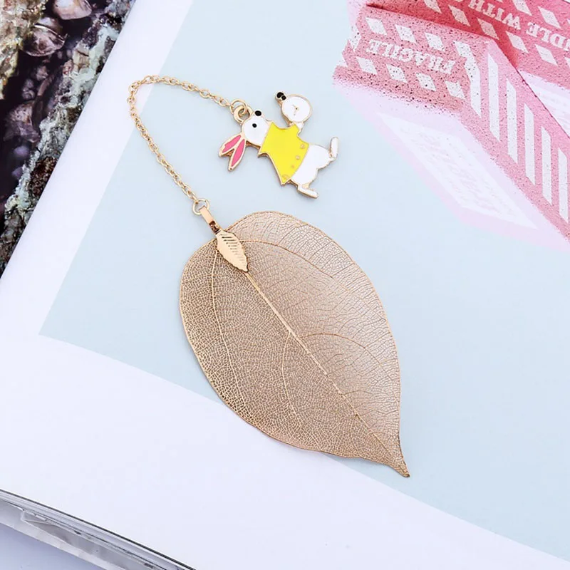 

Lovely Girl Rabbit Clock Charms Handmade Bookmarks Gold Color Leaf Texture Reading Pages Books Mark Jewelry Gift for friend kids