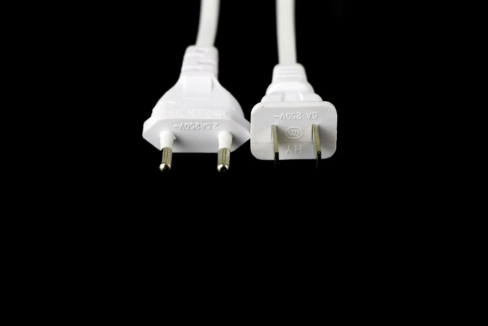 PLUG 02