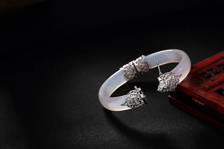 4287647654_1181238896