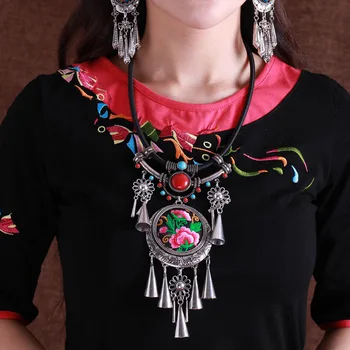 

Vintage embroidered collar Necklace female folk style thorn Miao dance show large pendant jewelry ornaments