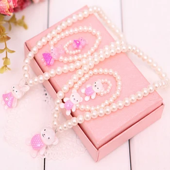

White Imitation Pearl Beads Bear Rabit Necklace Ring Bracelets For Kids Girls Children Send Randomly Jewelry Sets
