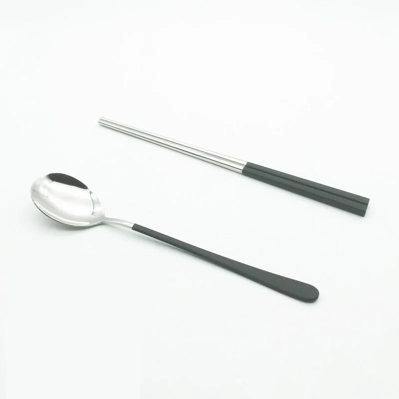 2 PCS Balck-Silver CHANOVEL 4 шт./компл. набор посуды 304 Нержавеющая сталь черный набор столовых приборов Ножи набор вилок столовые приборы Золотой палочки дозирующая детская ложка для Прямая - Цвет: 2 PCS Balck-Silver