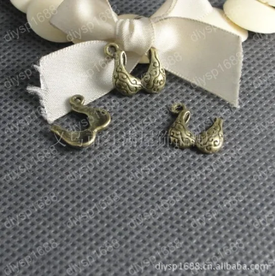 

200 pcs/lot Zinc alloy bead Antique Bronze Plated Charms Pendants Fit Jewelry 16*14MM Bibs accessories Shape JJA2012