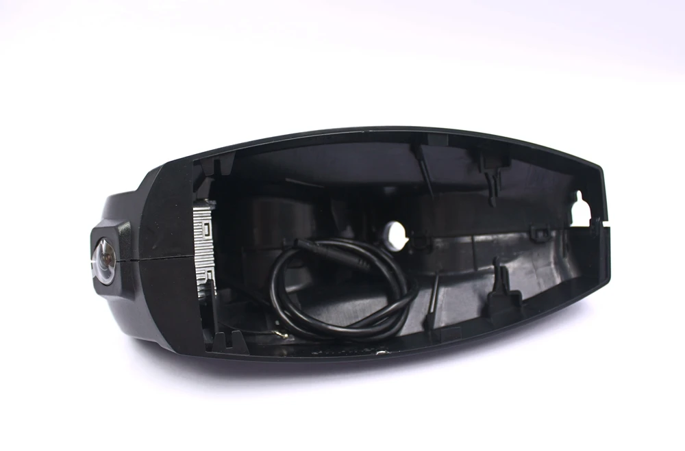 Автомобильный видеорегистратор PLUSOBD Full HD DVR Wi Fi для BMW 5 серии E60 E61 камера