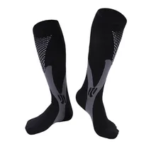 Для спортивных игр на открытом воздухе баскетбола Футбол для верховой езды, для альпинизма длинные носки сжатия занятий спортивным оборудованием Защита тела V10