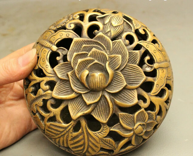 

wholesale factory Folk Chinese Bronze Copper Auspicious Lotus Butterfly Statue Incense Burner Box