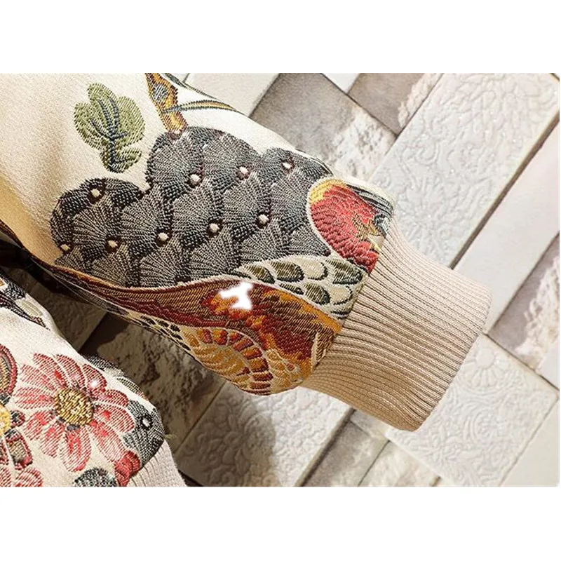 2019 Men Streetwear College Baseball Jackets Autumn Coat Japan Style Mens Floral & Crane Embroidery Bomber Jacket Stand Collar