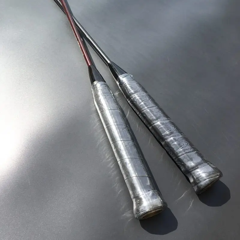 1 unid shippingBLACK libre tejido raqueta de bádminton 100% de fibra de carbono raqueta de bádminton 4u 82G