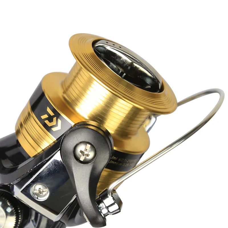 DAIWA SWEEPFIRE 1500 4000 спиннинговые Рыболовные катушки 2BB 5 3: 1 Макс Drag 2 кг 6 морской свет но