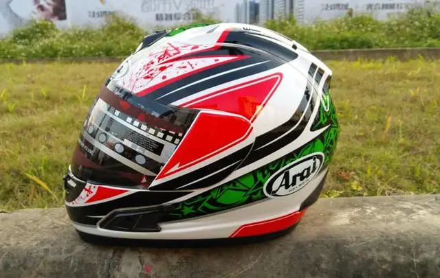 ARAI RX-7X LE шлем мотоциклетный шлем RX-7 EU/CORSAIR-X US IOM TT Полнолицевой мотоциклетный шлем - Цвет: 2