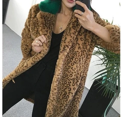New Style High-end Fashion Women Faux Fur Coat 17C24