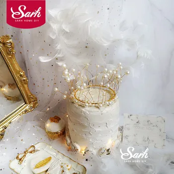 

Gold White pearly-lustre Ball Crown Cake Topper for Birthday Party Decoration Dessert lovely Gifts