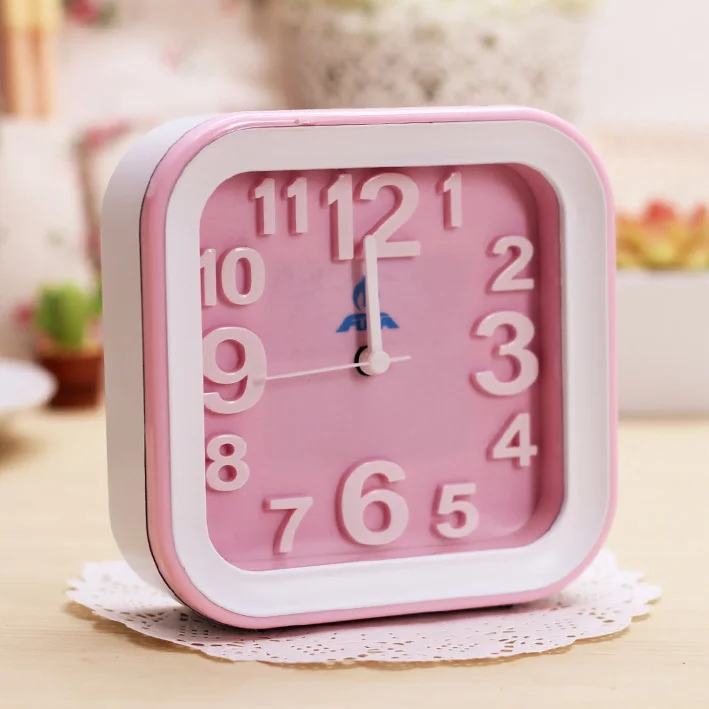 Корейские модели конфеты цветные небольшой будильник электронные часы милые дети Творческий немой световой часы ночной по часовой стрелке