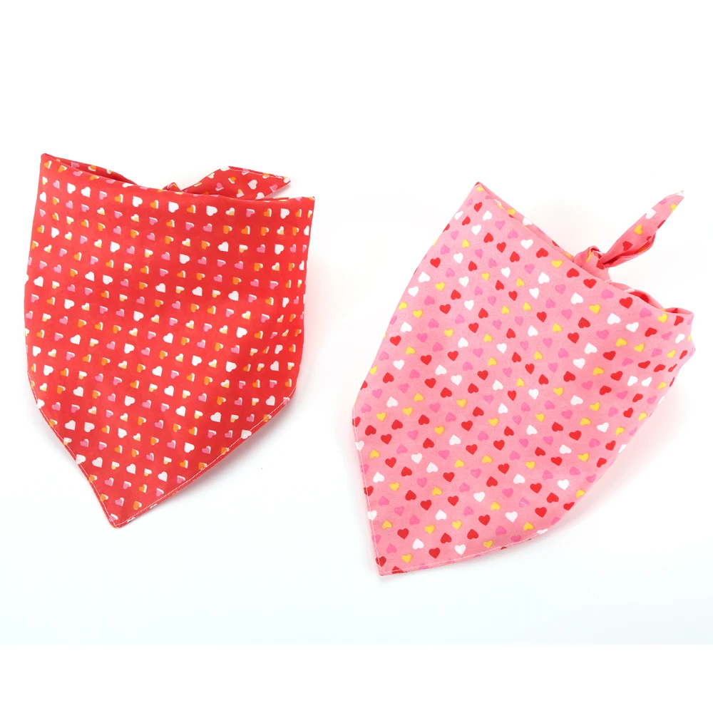 

Valentine's Day Dog Bandana Reversible Triangular Bibs Scarf Accessories for Dogs Cats Pets Animals