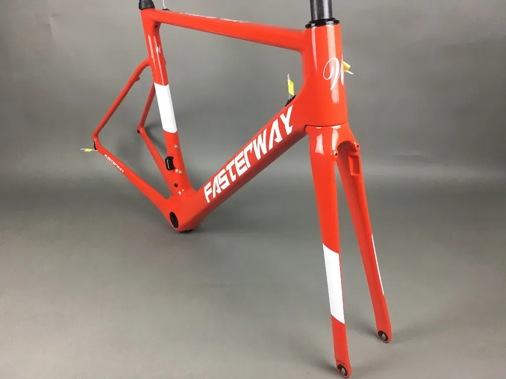 Cheap white red with black  FASTERWAY classic carbon road frameset UD weave carbon bike frame:Frameset+Seatpost+Fork+Clamp+Headset 73