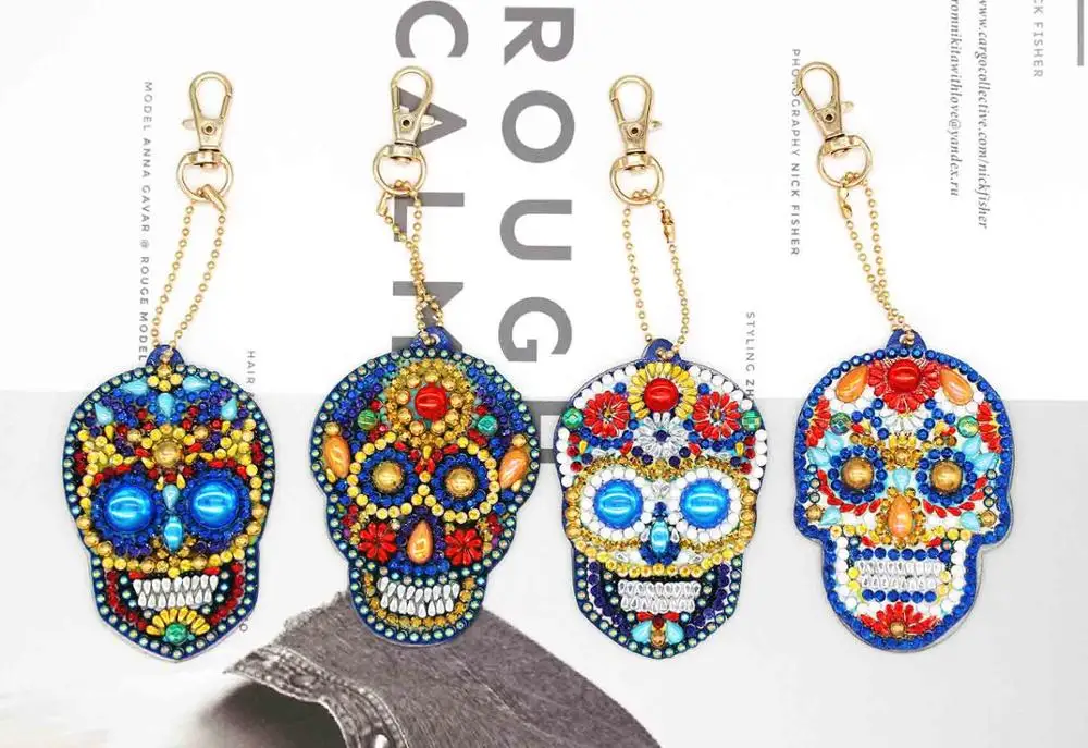

4Pcs DIY Full Special Shaped Diamond Painting Skull Keyring Keychains Unique Shining Full Drill Rhinestones Craft Gifts YSK21