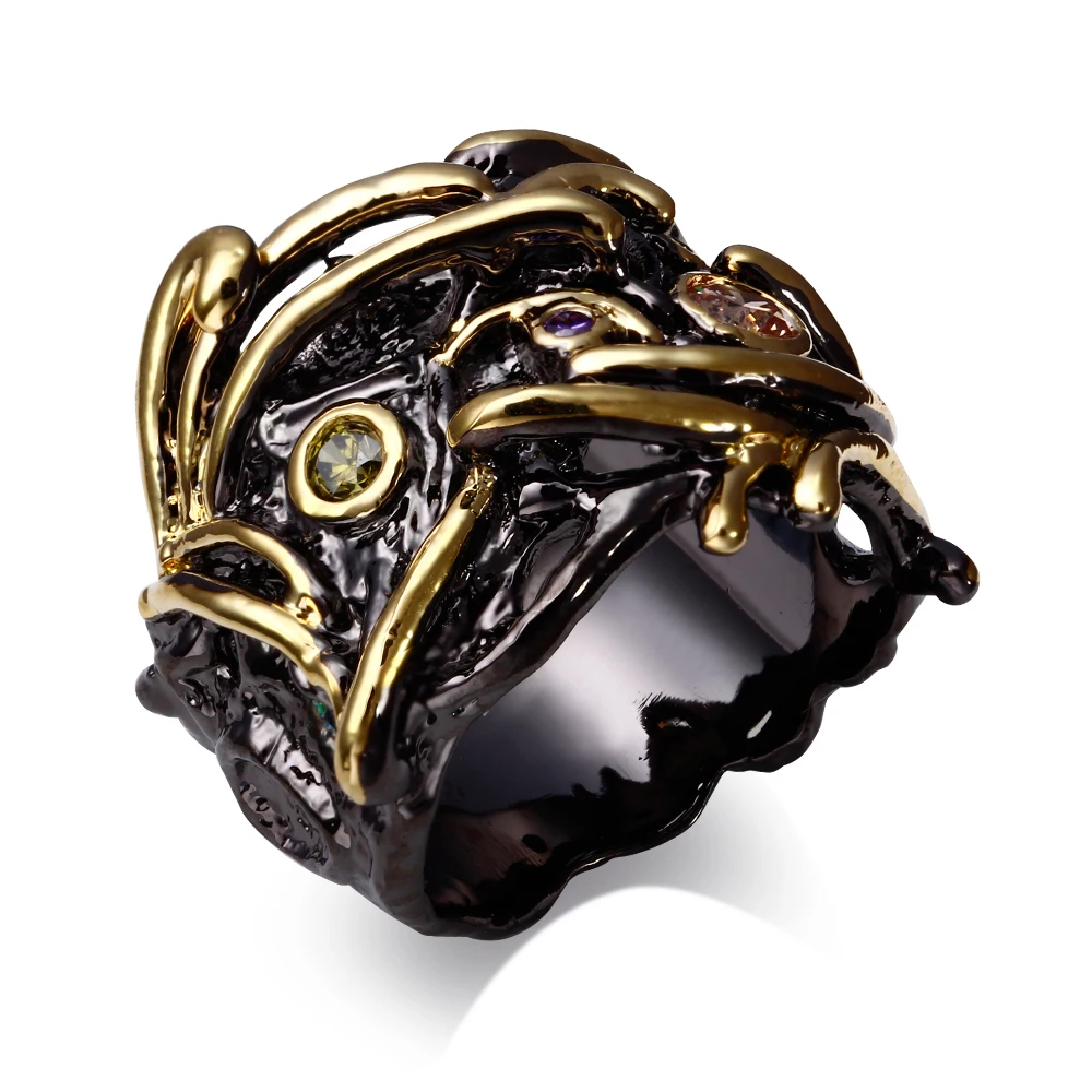 Unique black. Кольца в готическом стиле. Черное золото готические кольца. Бижутерные кольца чёрно-золотого цвета.