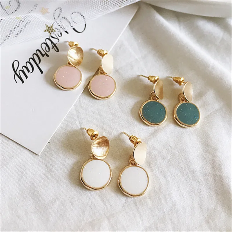 

Fashion unique Korean contracted earrings fresh chic girl earrings with delicate circular geometric earrings wholesale earrings