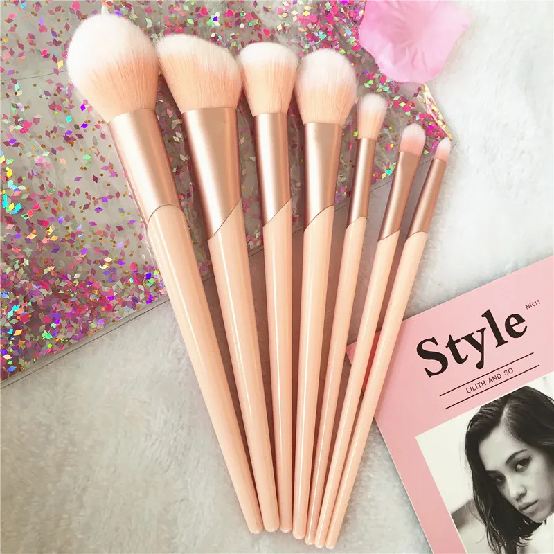 7pcs Rose Gold Handle Makeup Brushes Set Foundation Powder Blush Eye Shadow Lip Brushes Face Beauty Makeup Tools Kit with Case