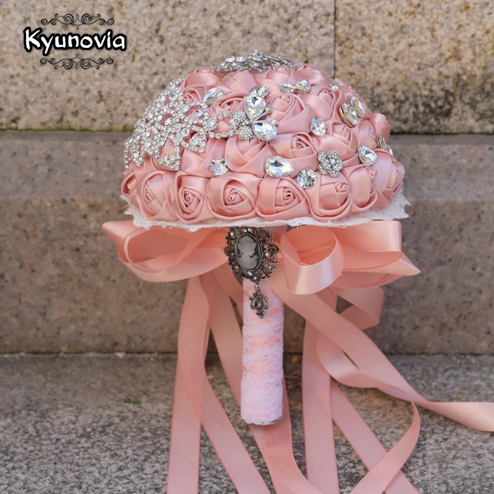 Kyunovia Vintage Brooch Bouquet Lace Handle Bridal Bouquets