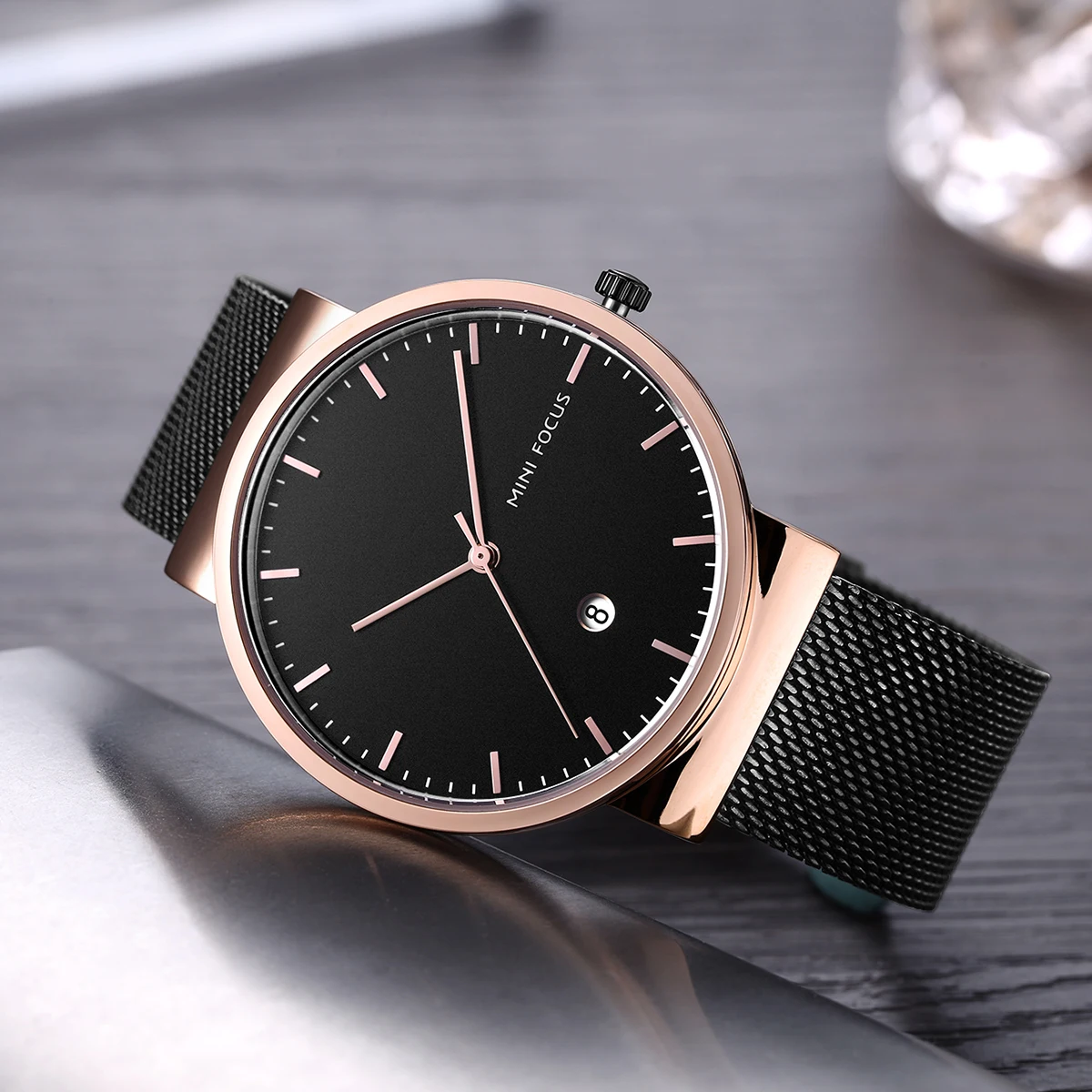 

MINIFOCUS Mens Watches Top Brand Luxury Quartz Clock Ultra Thin Mesh Strap Date Display Waterproof Minimalist Watch for Man+BOX