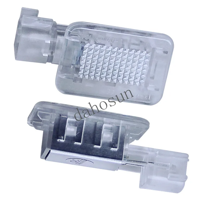 volvo-led-courtesy-light-dhs (7)
