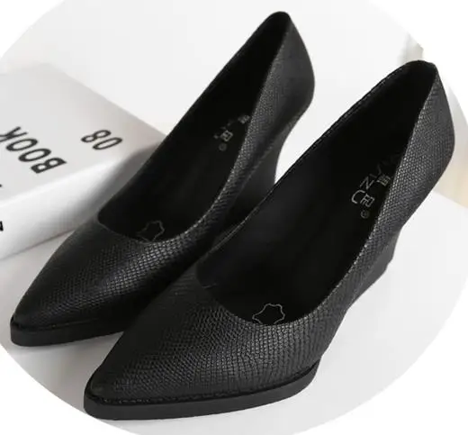 Весенние модные черные туфли на танкетке из натуральной кожи; женские туфли на высоком каблуке с острым носком; Повседневная обувь из воловьей кожи; Размеры 33-40 - Цвет: serpentine 5CM