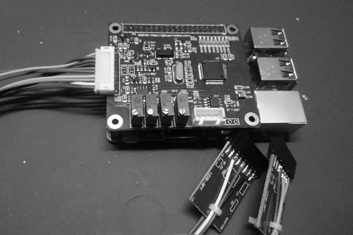 

For Raspberry Pi3 MMDVM Multi-mode Relay Board Development Board Support for DMR P25 C4 DSTAR Global Networking