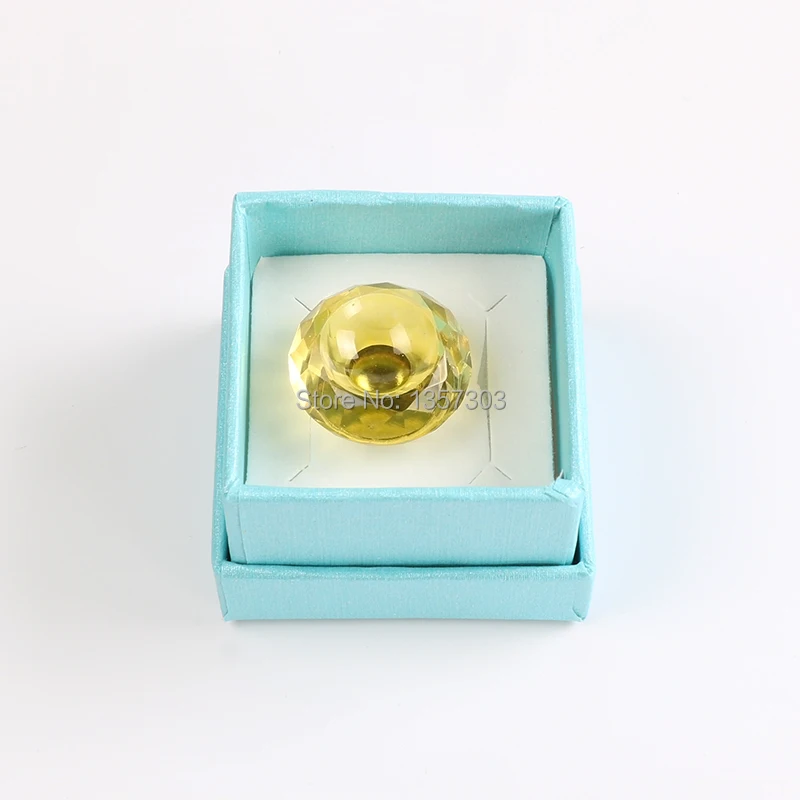 -yellow-001