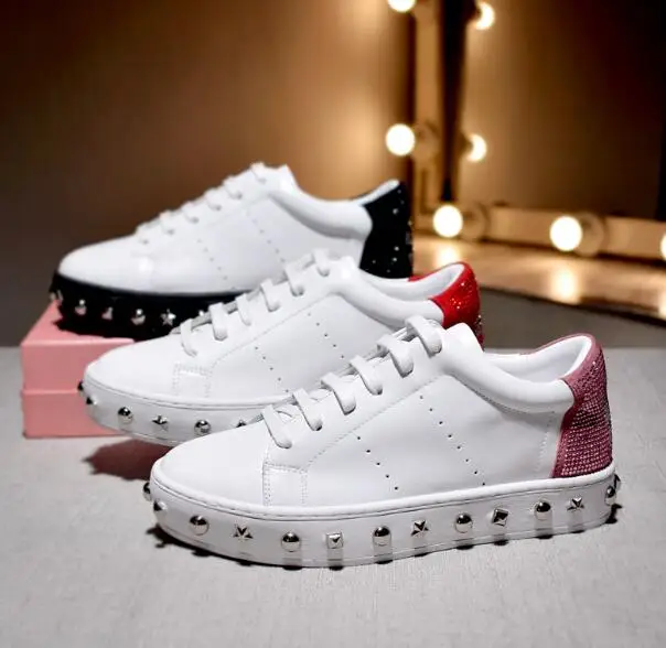 

Women Sneaker shoes Star genuine leather V rivet white shoes girl spring 2019 new thick-soled color matching leisure shoes 35-40