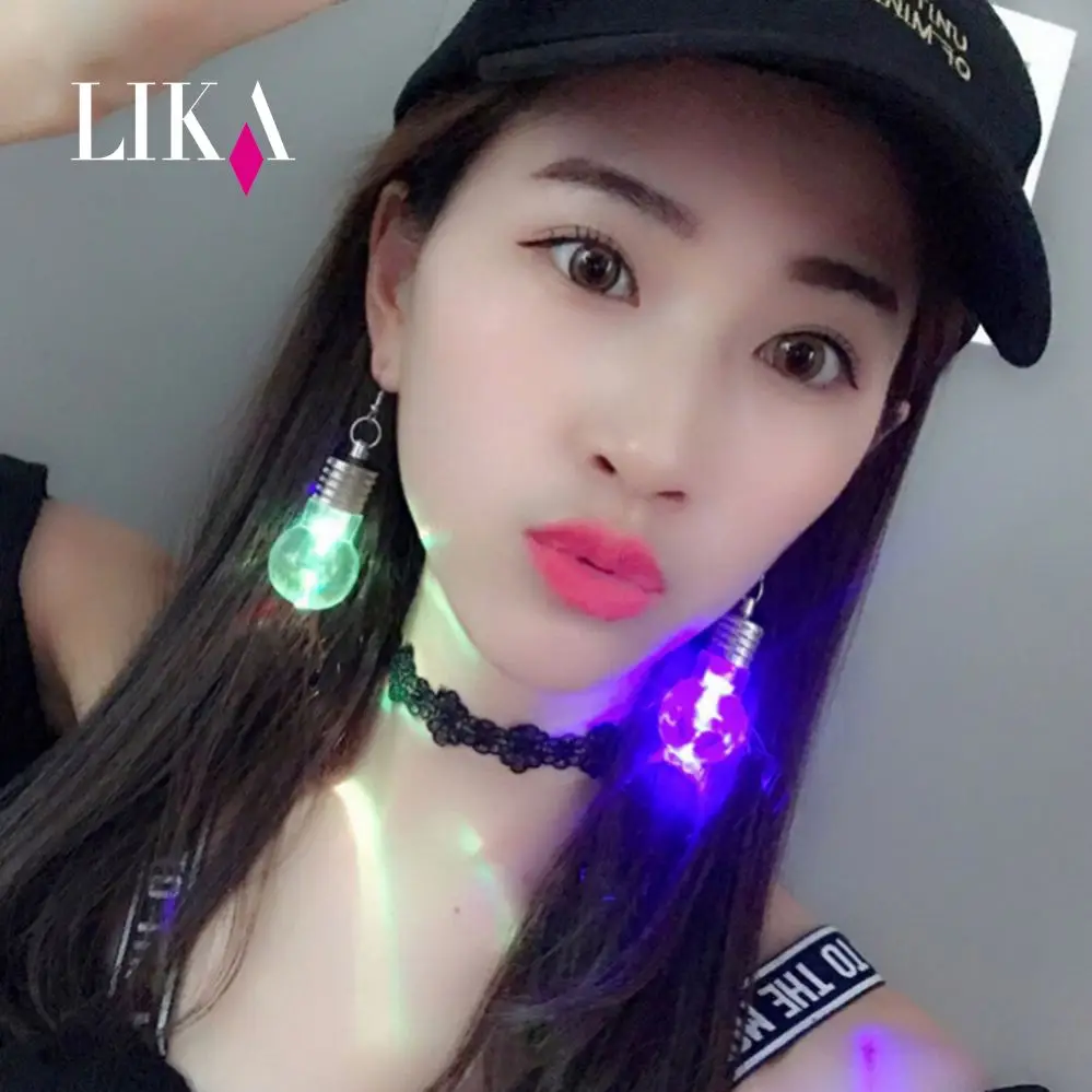 

LIKA S925 Sterling Silver Hypoallergenic Korean New Earrings Female Retro Personality Exaggerated Colorful Light Bulb Wholesale