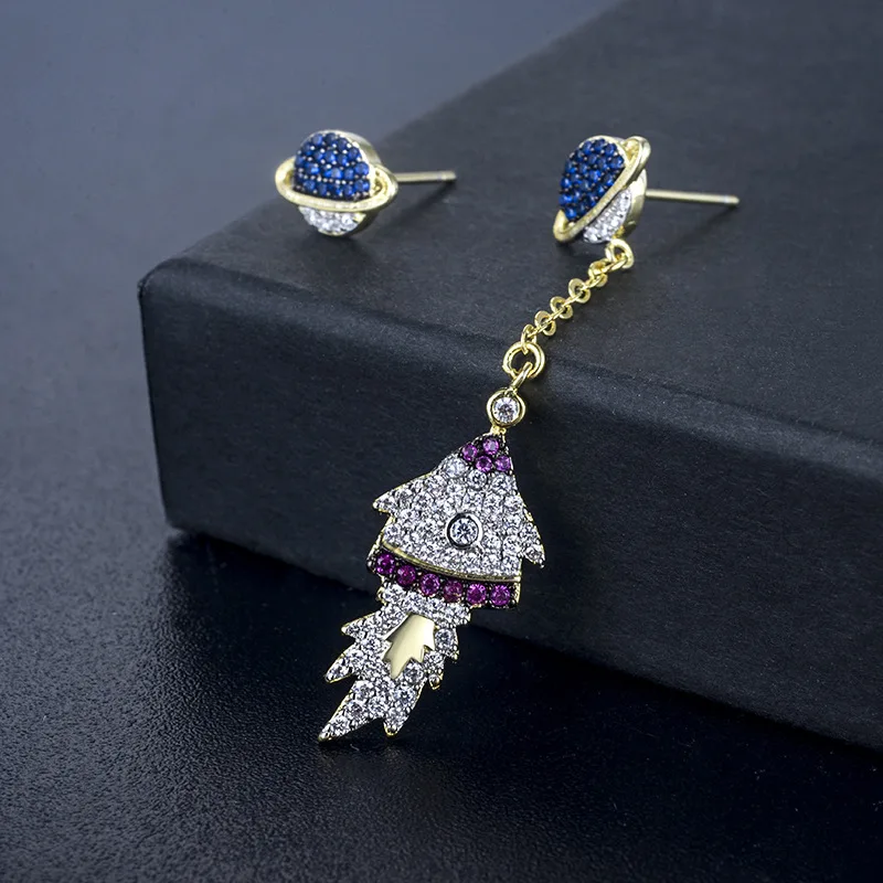 

New personality trend earth star rocket asymmetrical earrings wild fun funny lady earrings free shipping