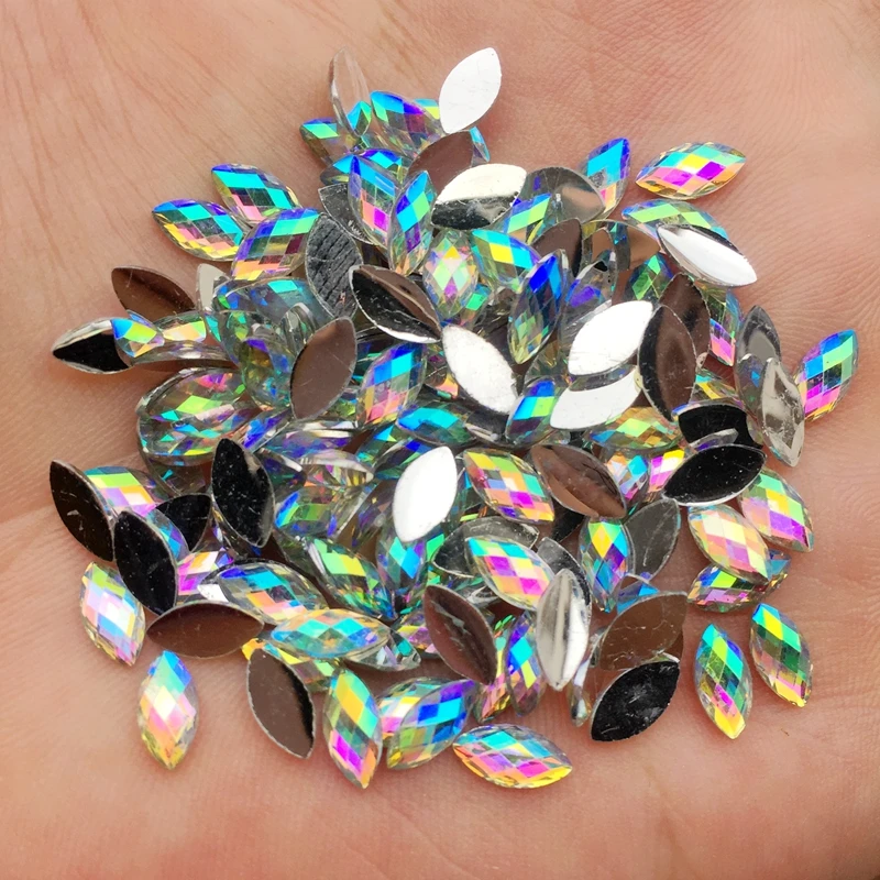 AB Horse Eye Rhinestones 2