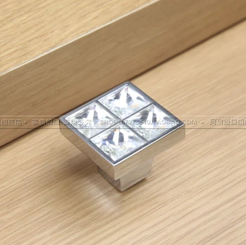 

Optima imported Taiwan crystal handle furniture drawer cabinet door handle handle single hole diamond Wang Zuan K9 crystal
