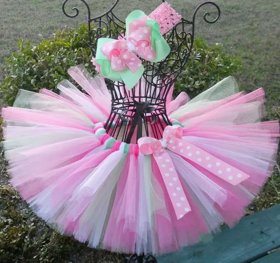 

Lovely Girls Tutu Skirts Infant Baby 100% Handmade Fluffy Ballet Tutus Tulle Pettiskirts with Dots Bow and Hairbow Kids Clothing