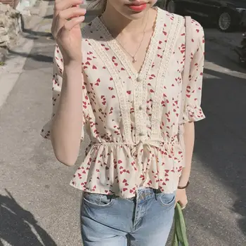 

Tumblr Rushed Polyester Hollow Out Broadcloth 2019 Korean Version Summer New V-neck Sweet Elastic Waist Short Sleeve T-shirt