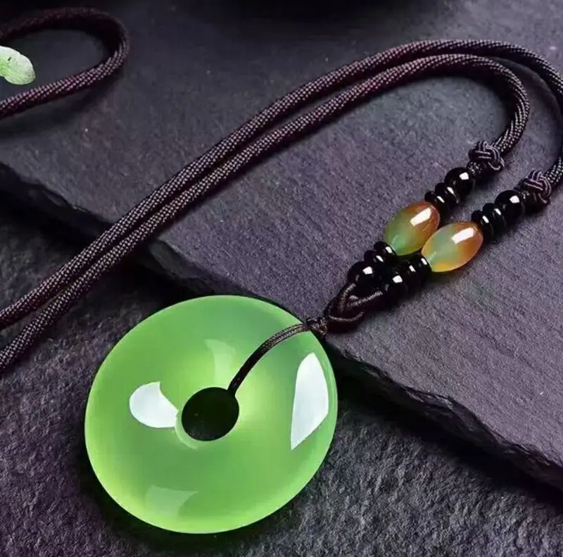 

Natural Iced Green Chalcedony Agate Buckle Pendant Necklace Sweater Chain Jewelry Gift Wholesale