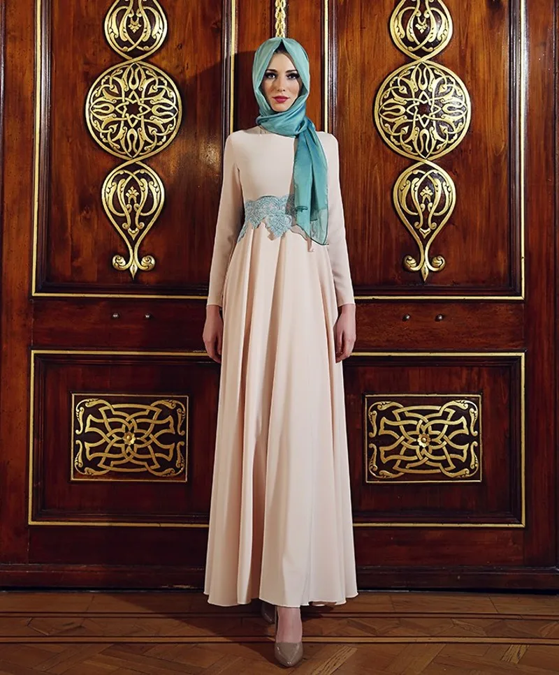 Long Sleeve Muslim Evening Dresses Appliques font b Hijab b font High Neck Dubai Kaftan Middle