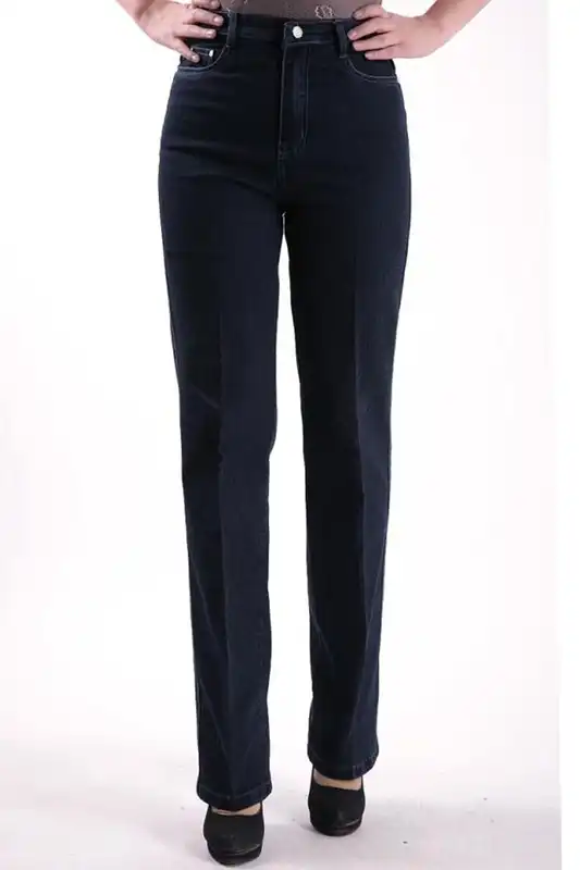 size 42 in women's jeans