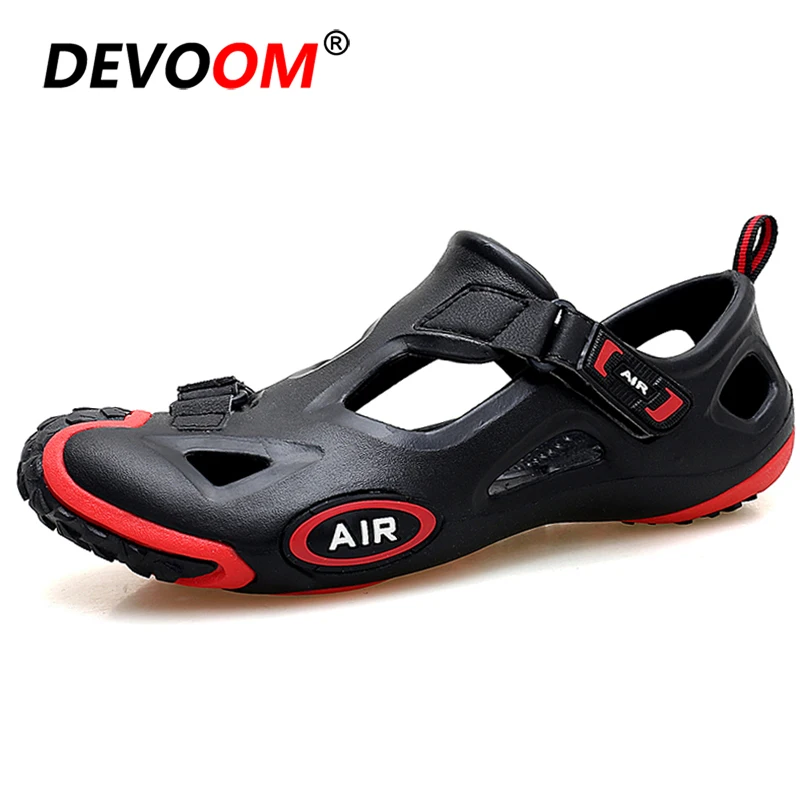 

Sandals Men New Design Summer Clogs for Women Beach Water Sandalias Outdoor Slippers Solid Youth Cool Breathable Men Sport Shoes