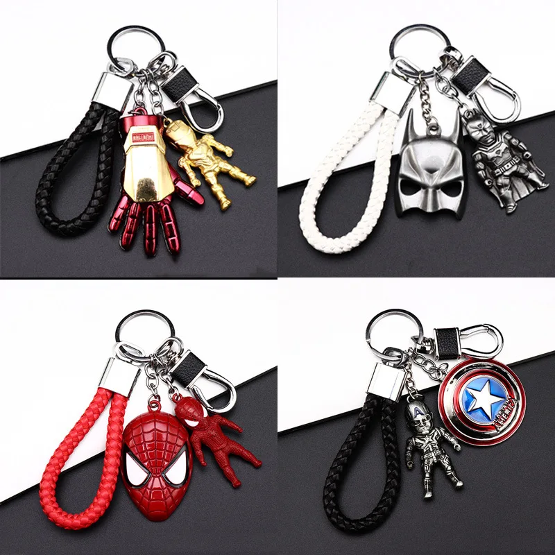 

1pcs Cartoon Figure Marvel Avenger Key Chain PVC Anime Hulk Batman Key Ring Kid Toy Pendant Super Hero Keychain Holder Xmas Gift