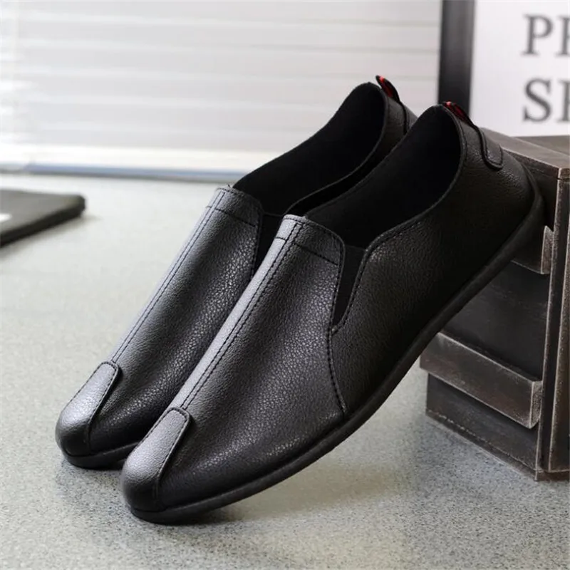 

Fashion New Men Sports Running Shoes Lightweight Outdoor Solid Color Summer Spring And Autumn PU