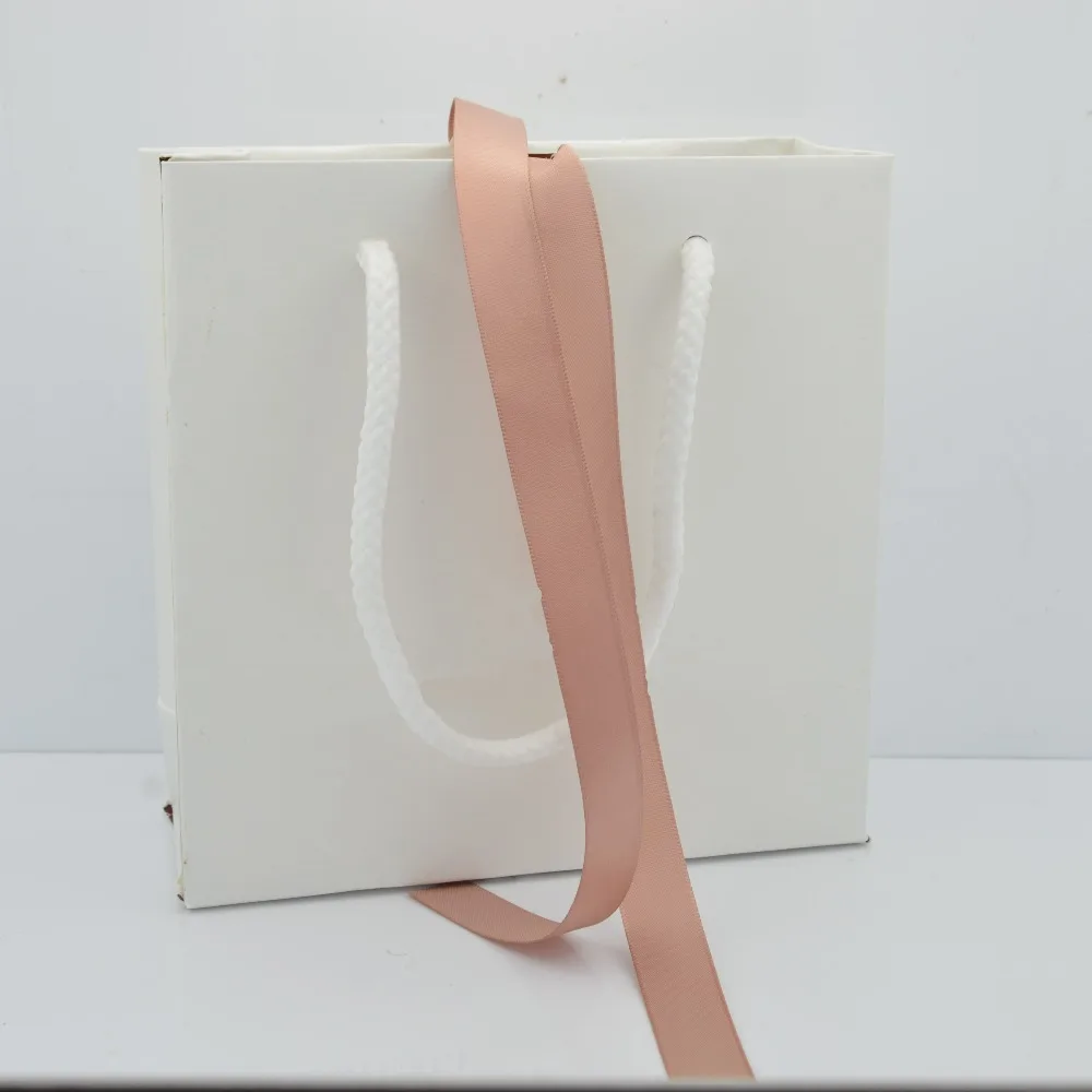 

European classic Brand Handbag Jewelry charm Discount bag Jewelry bag Wholesale 50pcs