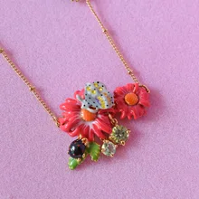 Les Nereides francés Elegante Joyería Del Partido de la Mariposa Collar de Flores Para Las Mujeres Chapado En Oro Marca